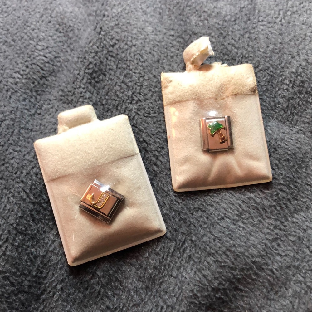 Vintage charms